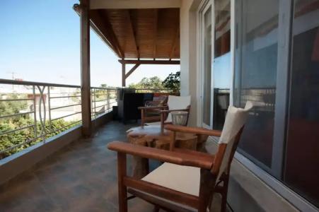 Stamatakis Boutique Studios - 17