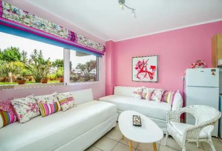 Stamatakis Boutique Studios - 65