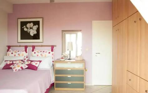 Stamatakis Boutique Studios - 148