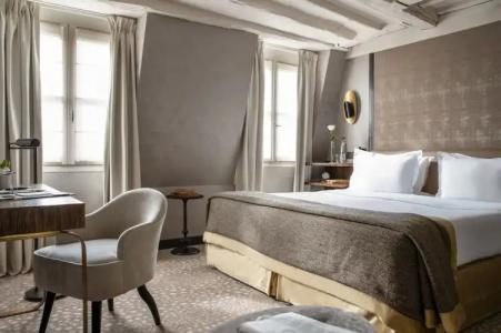 Esprit Saint Germain - 71