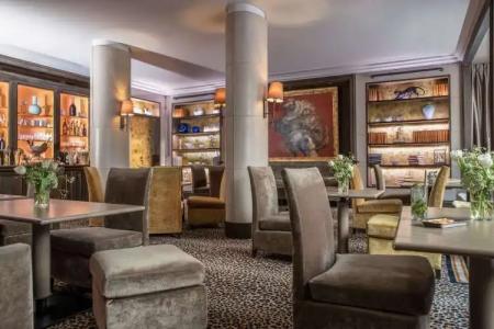 Esprit Saint Germain - 24