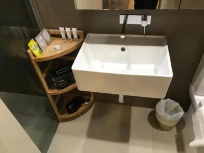 Winston Apartments - 8