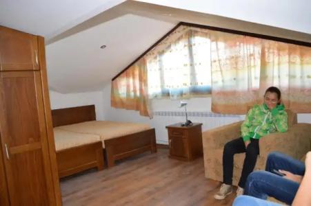 De-Yan Guest House - 8