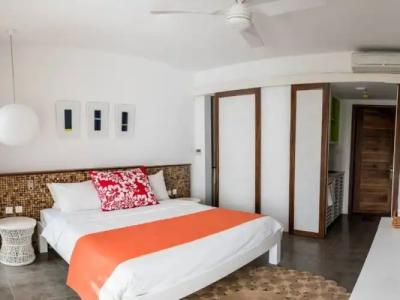 Mystik Life Style - 77