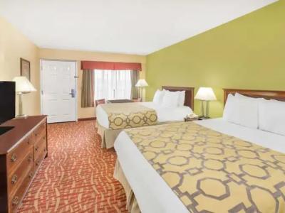 Baymont by Wyndham Sevierville Pigeon Forge - 23