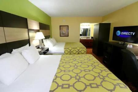 Baymont by Wyndham Sevierville Pigeon Forge - 16