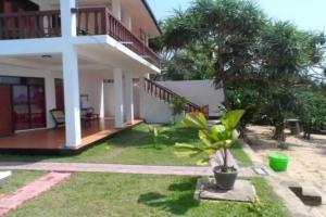 Pearl Island Beach Hotel, Hikkaduwa