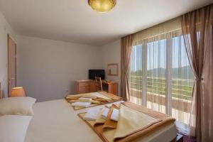 Villa Svinjista, Budva