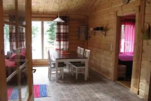 Toriko Village, Ryhala