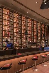 3Sixty & Suites - 24