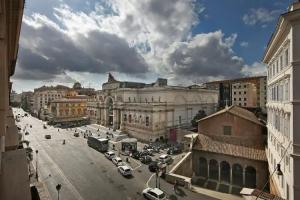 Atypical Rooms, Rome