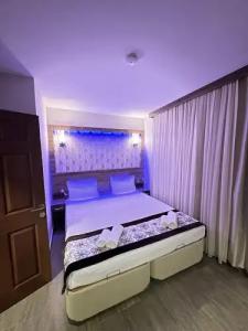 Dolphin Apart & - 106