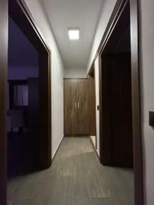 Dolphin Apart & - 95