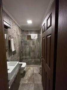 Dolphin Apart & - 98