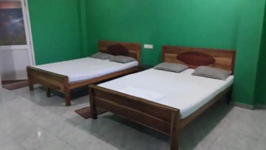 Kings Restaurant & Bar - 60