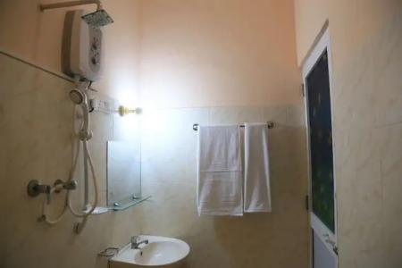 Kings Restaurant & Bar - 34