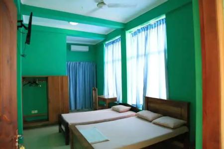 Kings Restaurant & Bar - 47