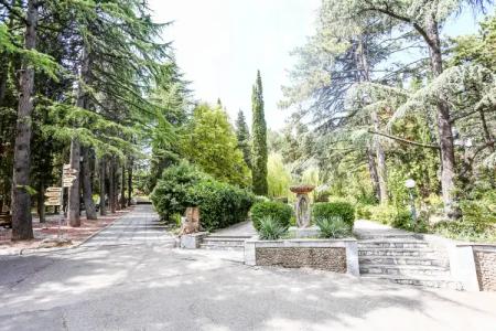 Alustinskij (Alushtinsky) Sanatorium - 1