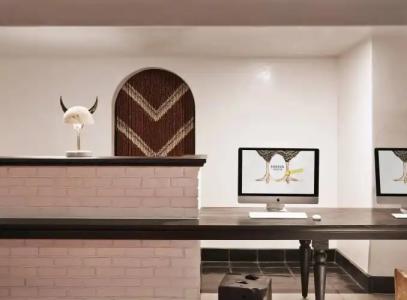 Mama Shelter Los Angeles - 1