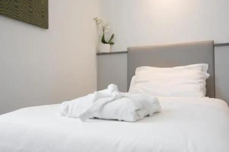 Executive Inn Boutique - 26