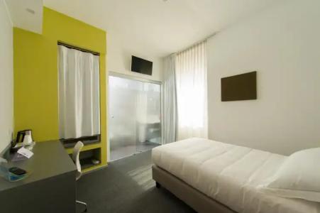 Executive Inn Boutique - 3