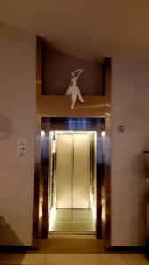 Executive Inn Boutique - 17