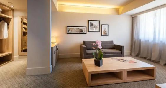 A.Roma Lifestyle - 9