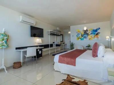 Ons Oceanfront - Adults Only - 98