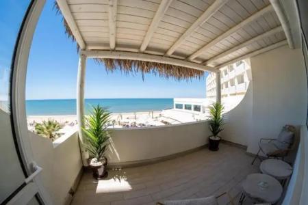 Ons Oceanfront - Adults Only - 94