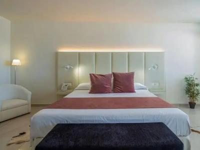 Ons Oceanfront - Adults Only - 95