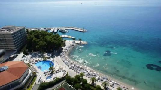 Sunset Apartments - 11