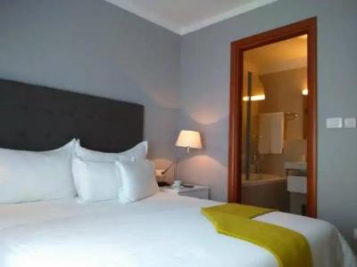 Sunset Apartments - 26