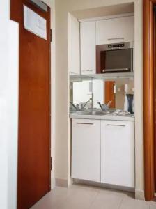 Sunset Apartments - 13