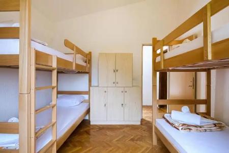 Pirate Backpackers - 22