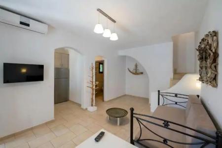 Anemonisia Skyrian Living - 41