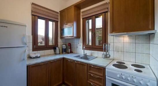 Anemonisia Skyrian Living - 24