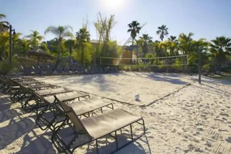 Loews Royal Pacific Resort at Universal - 18