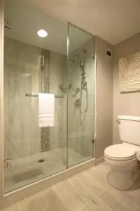 Loews Royal Pacific Resort at Universal - 8