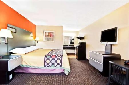 Super 8 by Wyndham Kissimmee/Maingate/Orlando Area - 5
