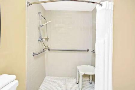 Super 8 by Wyndham Kissimmee/Maingate/Orlando Area - 7