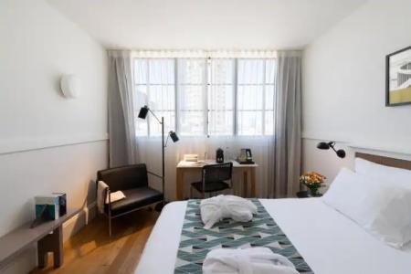 Lily & Bloom Boutique - 29