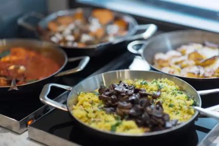 Lily & Bloom Boutique - 13