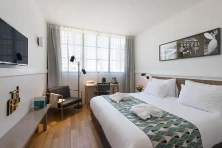 Lily & Bloom Boutique - 27