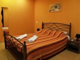 2 Bedrooms Villa