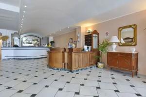 Costa d'Oro, Santa Maria