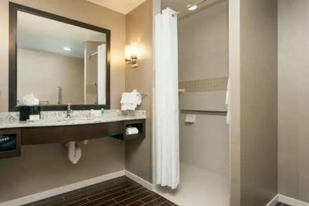 Four Points by Sheraton Downtown Seattle Center - 10