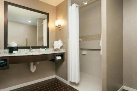 Four Points by Sheraton Downtown Seattle Center - 48