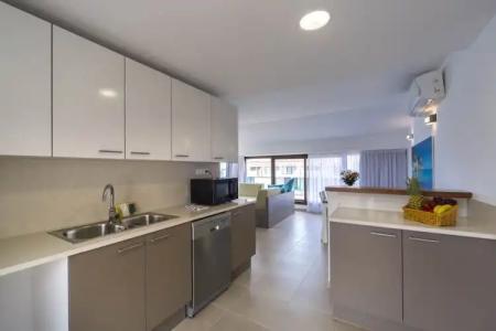 Caprice Skyline Aparthotel - 41