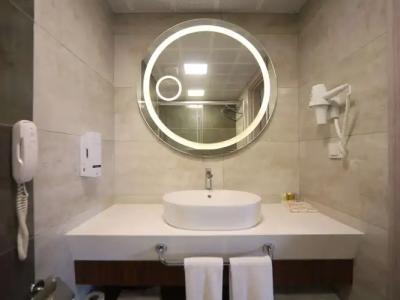 Best Western Plus Khan - 66