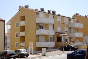 Apartments Flora, Premantura